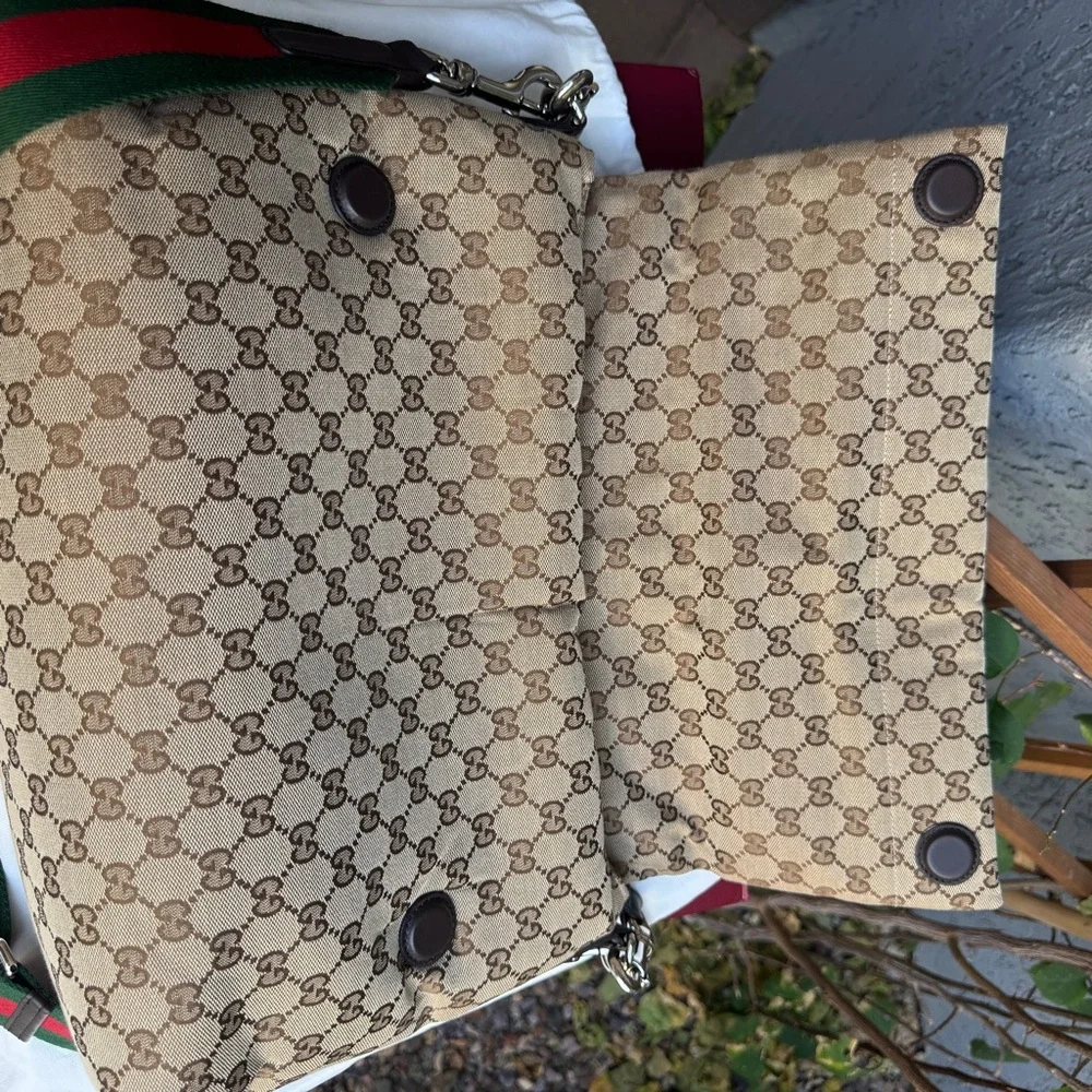 Gucci GG Monogram Large Crossbody - Picture 10 of 13